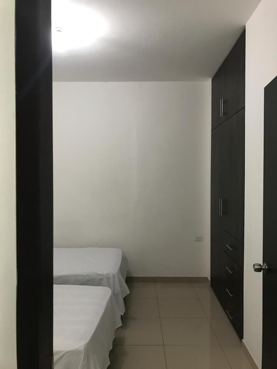 Апартаменти Departamento En El Centro De Манта Екстер'єр фото